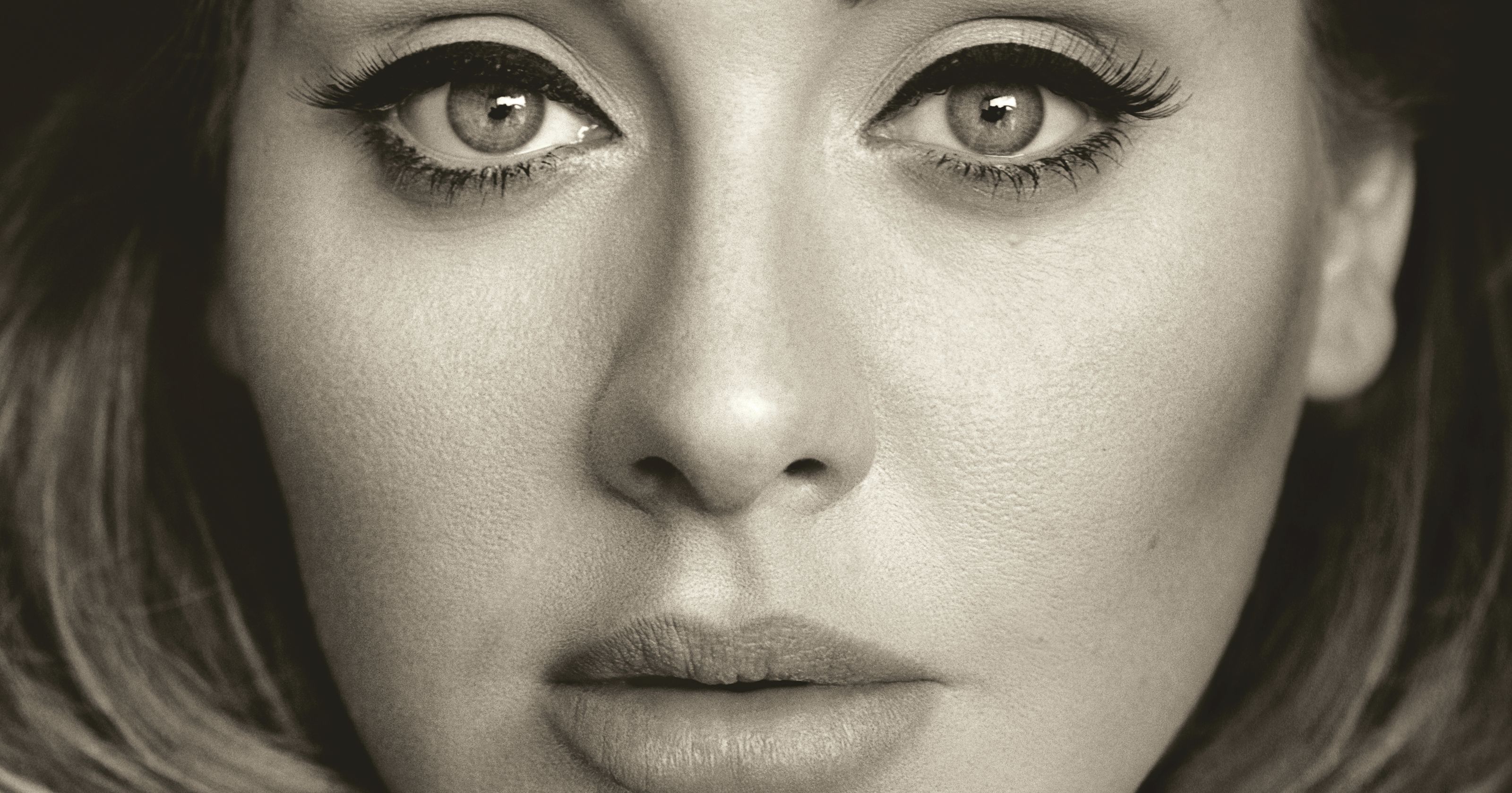 Adele: 25 è primo in Italia